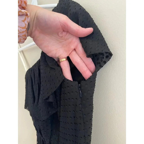 Shoshanna Black Ruffled One Shoulder Textured Polka Dot Mini Dress Size 0 NWT - Picture 6 of 13